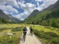Event 3-tägige E-Bike Touren in den Schweizer & Italienischen Alpen3-day e-bike tours - Swiss & Italian Alps