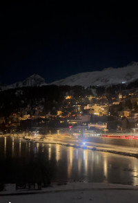 Event Vollmond-Bike-Abenteuer auf Schnee mit AbendessenFull moon bike adventure on snow with dinner
